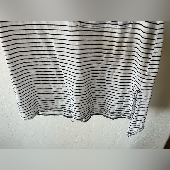 We The Free| Striped Casual Tank, Comfy Wardrobe Staple, Size XS••• - Picture 3 of 9